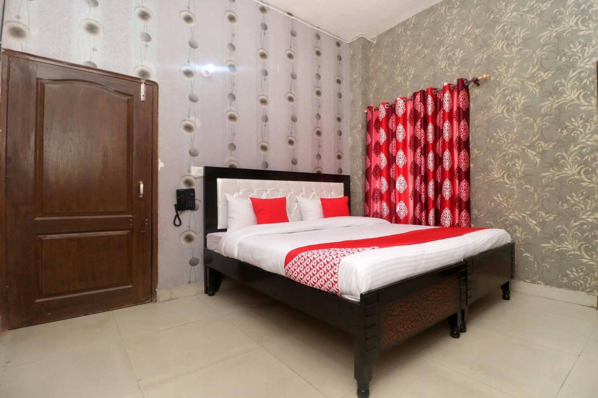 Oyo Hotel Aryan Plaza Chandīgarh Eksteriør billede
