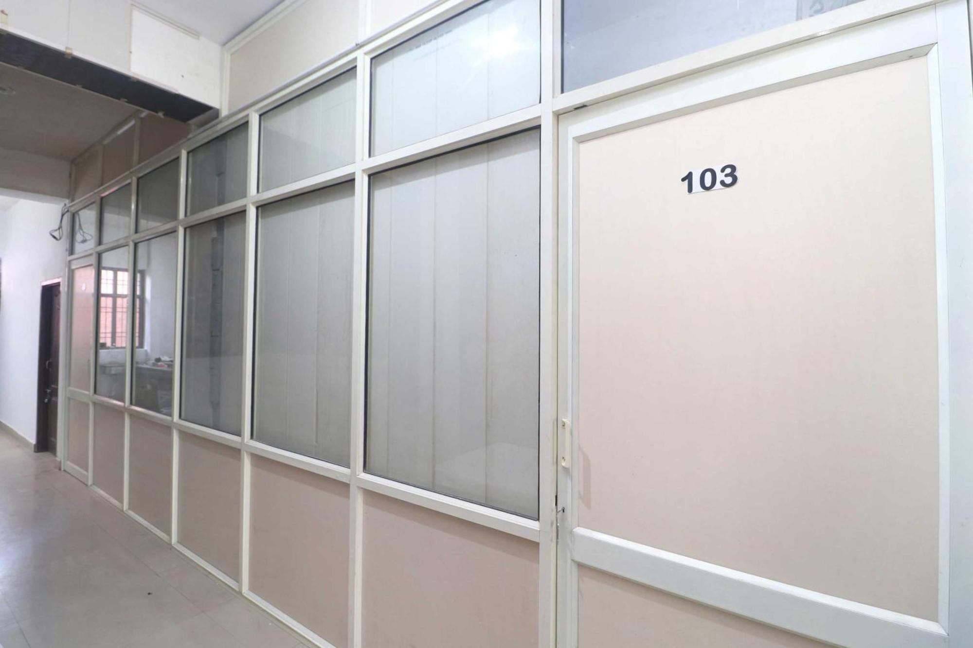 Oyo Hotel Aryan Plaza Chandīgarh Eksteriør billede