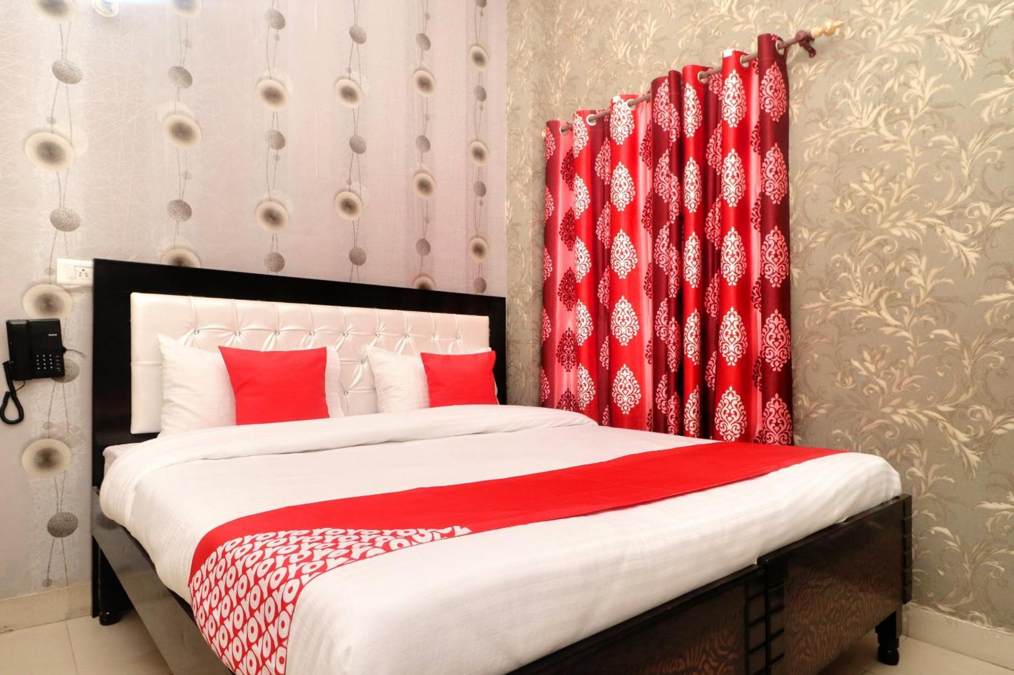 Oyo Hotel Aryan Plaza Chandīgarh Eksteriør billede